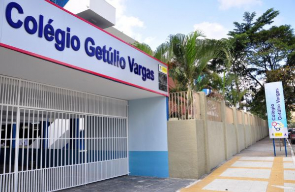 Colégio Getúlio Vargas Volta Redonda RJ